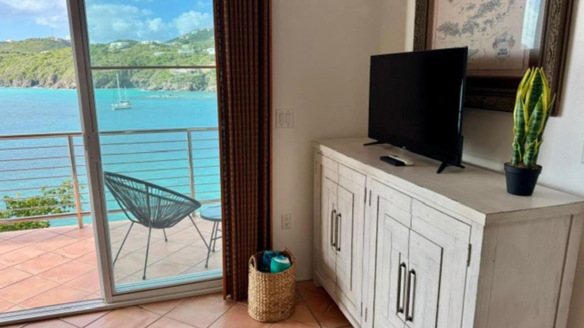 Cottage At Oceanfront Villa With Pool East End  Extérieur photo